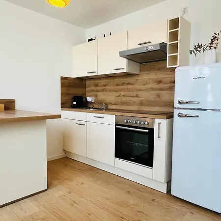 Cozy For 2 Near Train Station *